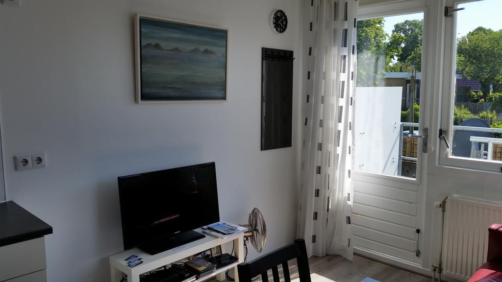 Homestay Bij Aelita Den Burg Exteriör bild